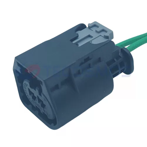 Auto Parts Handbrake Motor Plug Waterproof Shell Suitable for Ford 2-pin Female 1897702-2 - image 2